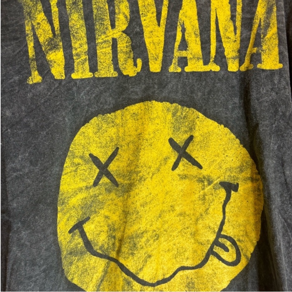 Nirvana large grey graphic preowned tshirt